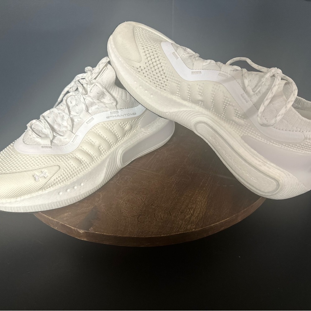 Under Armour White Phantom 4